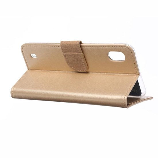 Samsung Galaxy A10 Hoesjes – Portemonnee Hoes – Magneetsluiting – 2x Gehard Glas Screenprotector – Goud-Ilumina Benelux