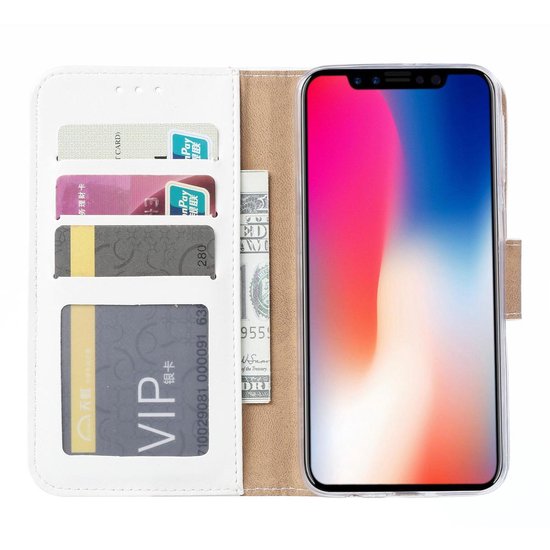 iPhone 11 Hoesjes – Bookcase Portemonnee – Magneetsluiting – Inclusief 2x Full Screenprotector – Wit-Ilumina Benelux