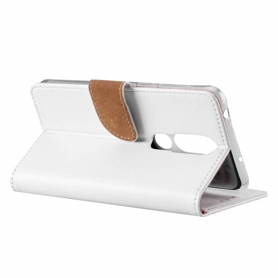 Nokia 6.1 Plus Hoesjes – Bookcase Portemonnee Hoes – Pasjeshouder – Magneetsluiting – Wit-Ilumina Benelux