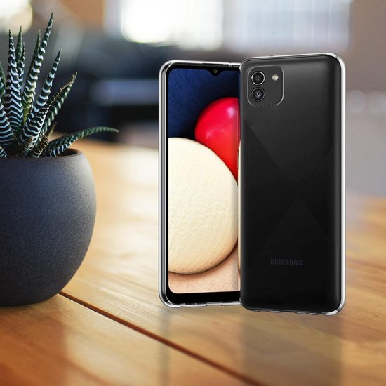 Silicone hoesje Transparant met 3 Pack Screenprotector Glas Geschikt voor: Samsung Galaxy A03 Core