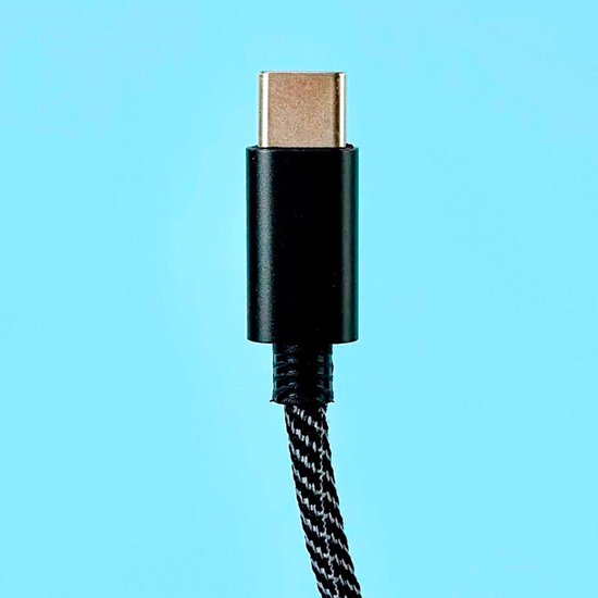 USB-C naar USB-A Hub – 4-in-1 Adapter – USB 3.0/2.0 – USB-C Oplaadpoort – Aluminium – Zilver-Ilumina Benelux