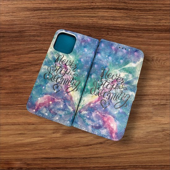 iPhone 14 Pro Max Hoesjes – Portemonnee Book Case – Pasjeshouder – Magneetsluiting – Never Stop Dreaming Print-Ilumina Benelux