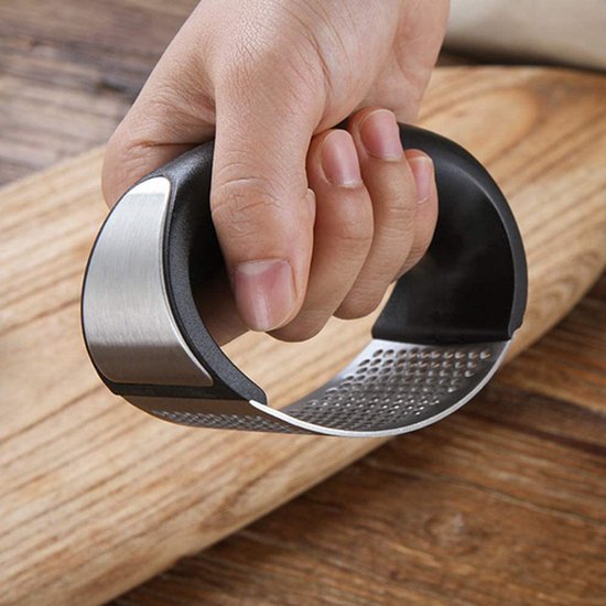 Knoflookpers – RVS gemberpers & knoflooksnijder – Duurzame handpers – Ergonomisch ontwerp – Zilver-Knoflookpers-Ilumina Benelux