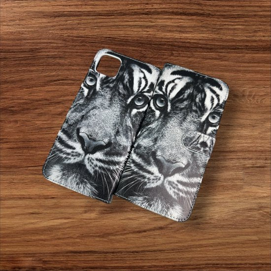 Samsung Galaxy A04 Hoesjes – Portemonnee Book Case – Pasjeshouder – Magneetsluiting – Tiger Print-Ilumina Benelux