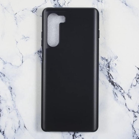 Motorola Moto G200 5G Hoesjes – Siliconen Backcover – Soft Silicone – Schokbestendig – Zwart-Ilumina Benelux