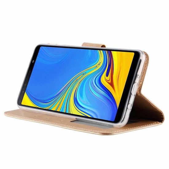 Samsung Galaxy A9 2018 Hoesjes – Portemonnee Hoes – Magneetsluiting – 2x Gehard Glas Screenprotector – Goud-Ilumina Benelux