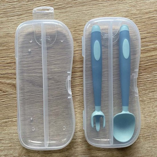 Babylepel en vork set – Siliconen bestek – BPA-vrij – Magnetron & vaatwasserbestendig – Roze-Kinderbestekset-Ilumina Benelux