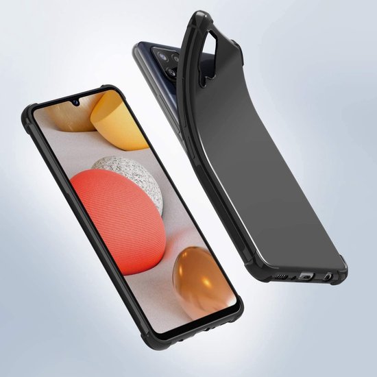 Shockproof Hoesje Geschikt voor: Samsung Galaxy A42 - Anti Shock Silicone Bumper - Zwart + 1X Screenprotector