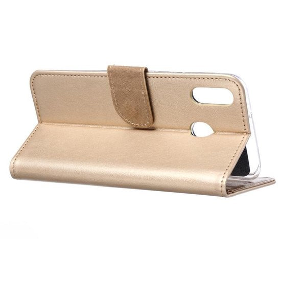 Samsung Galaxy M20 Hoesjes – Portemonnee Hoes – Pasjeshouder – 2x Gehard Glas Screenprotector – Goud-Ilumina Benelux