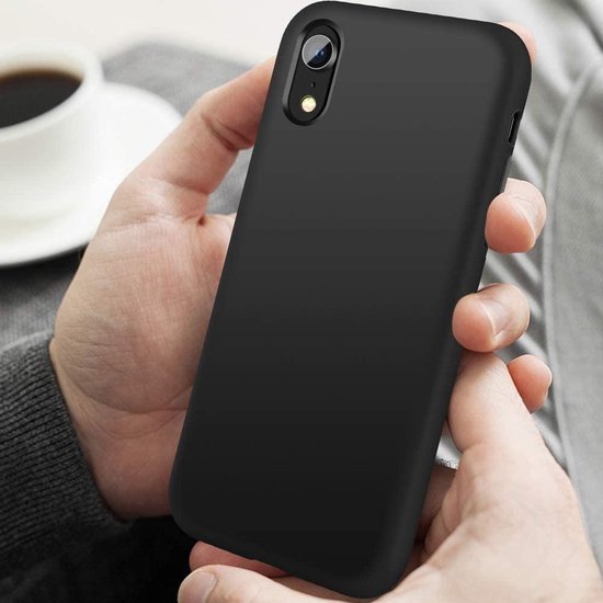 iPhone XR Hoesjes – TPU Siliconen Backcover – Schokbestendig – Inclusief 3x Screenprotector – Zwart-Ilumina Benelux