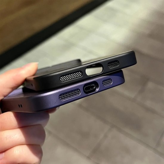 iPhone 15 Plus Hoesjes – MagSafe Backcover – Camera Lens & Screenprotector – Groen-Ilumina Benelux