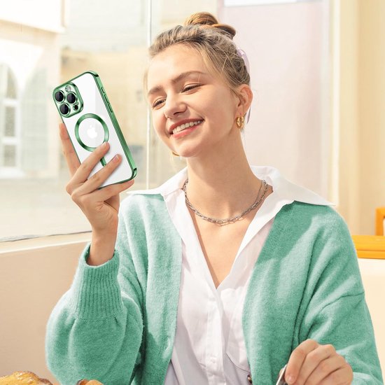 iPhone 11 Pro Hoesjes – Backcover – Camera Lens Protector – MagSafe compatibel – Groen-Ilumina Benelux