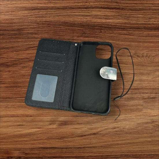 iPhone 14 Hoesjes – Portemonnee Book Case – Pasjeshouder – Magneetsluiting – Kat Print-Ilumina Benelux