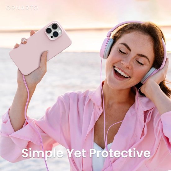 iPhone 13 Pro Max Hoesjes – Liquid Siliconen Backcover – Inclusief Screenprotector – Lichtroze-Ilumina Benelux