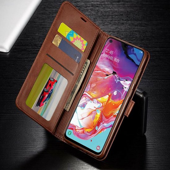 Motorola Moto C Plus Hoesjes – Portemonnee Hoes – Magneetsluiting – Pasjeshouder – Bruin-Ilumina Benelux