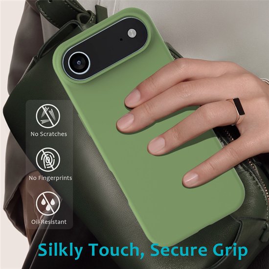 iPhone Air Hoesjes – Liquid Siliconen Backcover – Soft Touch – Incl. Screenprotector & Camera Lens Protector – Groen-Ilumina Benelux