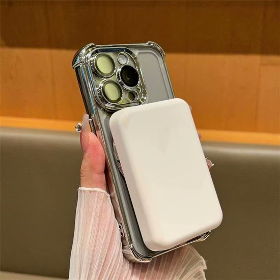 iPhone 13 Hoesjes – Magnetische Backcover – Onzichtbare Ringstandaard – Schokbestendig – Zilver-Ilumina Benelux