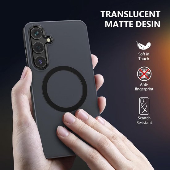 Matte magnetische hoes Geschikt voor: Samsung Galaxy S25 - Compatibel met MagSafe - + 2x Screenprotector - Matte achterkant - Zwart