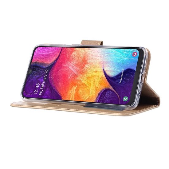 Samsung Galaxy A30S Hoesjes – Portemonnee Hoes – Magneetsluiting – Pasjeshouder – Goud + 2x Gehard Glas Screenprotector-Ilumina Benelux