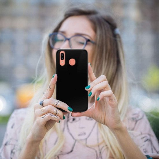 Flexibele achterkant Silicone hoesje zwart Geschikt voor: Samsung Galaxy A20E