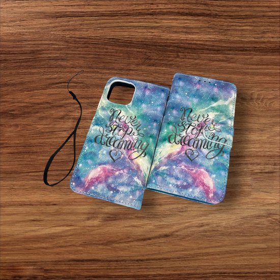 iPhone 14 Hoesjes – Portemonnee Book Case – Pasjeshouder – Magneetsluiting – Never Stop Dreaming Print-Ilumina Benelux