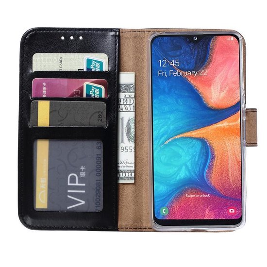 Samsung Galaxy A20E Hoesjes – Portemonnee Hoes – Magneetsluiting – Inclusief 2x Gehard Glas Screenprotector – Zwart-Ilumina Benelux