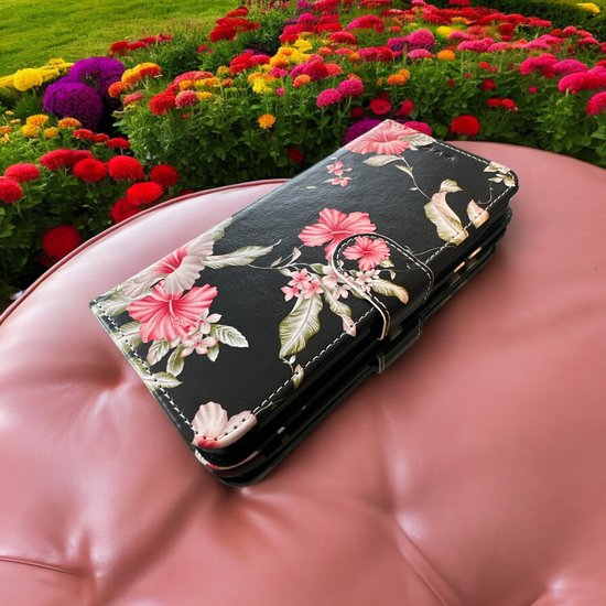 Samsung Galaxy S22 Hoesjes – Bookcase Portemonnee Hoes – Magneetsluiting – Pasjeshouder – Bloemenprint