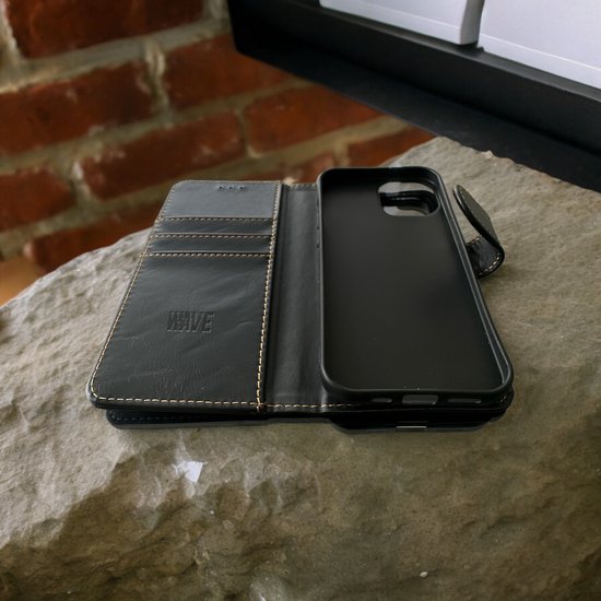 iPhone 15 Pro Max Hoesjes – Bookcase Portemonnee Hoes – Magneetsluiting – Pasjeshouder – Zwart-Ilumina Benelux