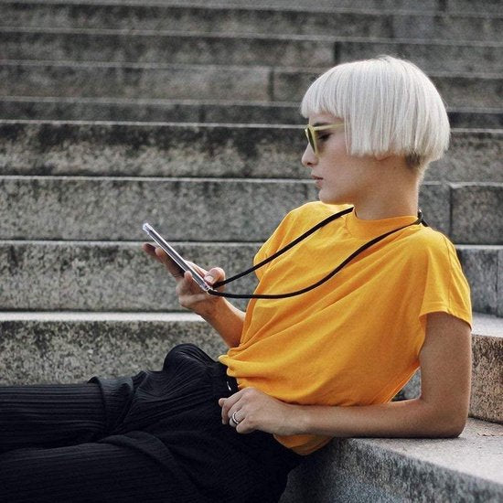 Samsung Galaxy A22 4G Hoesjes – Backcover met koord – Schokbestendig – Schouder- en nekriem – Zwart