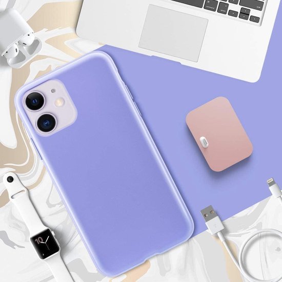 iPhone 11 Pro Max Hoesjes – Siliconen Backcover – Inclusief Screenprotector Gehard Glas – Paars-Ilumina Benelux