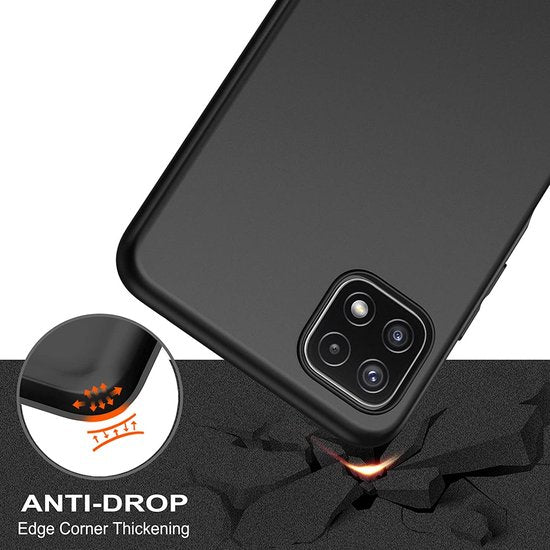 Samsung Galaxy A22 5G Hoesjes – Siliconen Backcover – Soft Touch – Zwart + 3x Screenprotector Gehard Glas – Anti-kras – Transparant-Ilumina Benelux