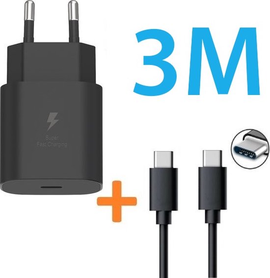 Zwarte wandoplader naast zwarte USB-A- en USB-C-kabelstekkers, met 3 meter-aanduiding.