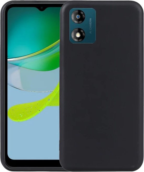 Motorola Moto E13 Hoesjes – Siliconen Backcover – Inclusief 2 Screenprotectors – Zwart-Ilumina Benelux