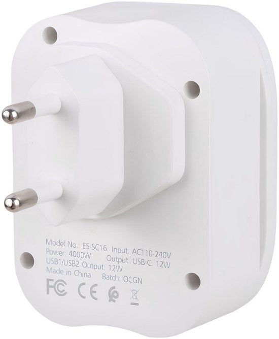 Ar202 EU stopcontact reisadapter - 2 USB-A & USB-C poorten - wit