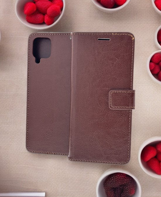 Samsung Galaxy A12 Hoesjes – Portemonnee Hoes – Pasjeshouder – 2x Gehard Glas Screenprotector – Bruin-Ilumina Benelux
