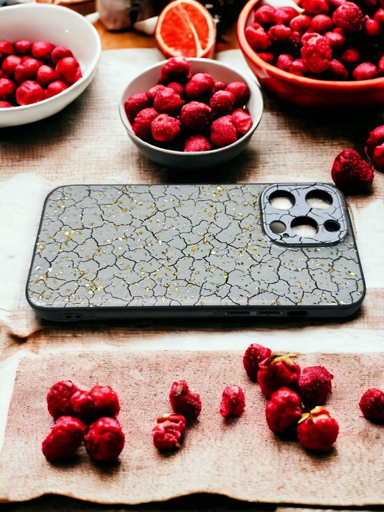 iPhone 13 Pro Hoesjes – Siliconen Backcover – Print Design – Beschermend – Gebroken Wit-Ilumina Benelux
