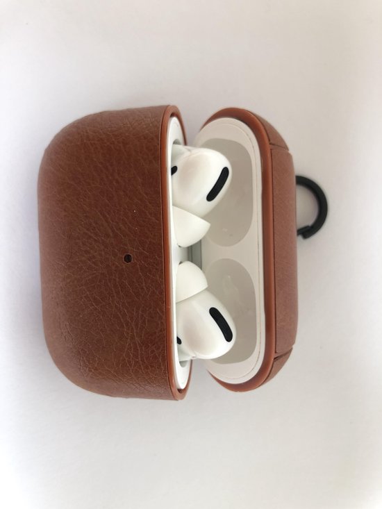 AirPods Pro Hoesje – Leren Look Case – Inclusief Hanger – Stijlvol – Bruin-Koptelefoon case-Ilumina Benelux