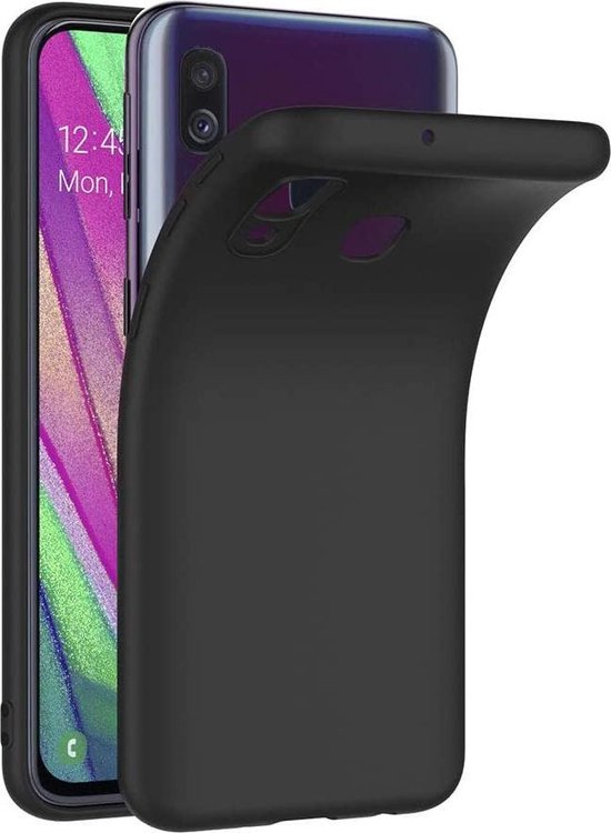 Samsung Galaxy A40 Hoesjes – Siliconen Backcover – Soft Silicone – Schokbestendig – Zwart-Ilumina Benelux
