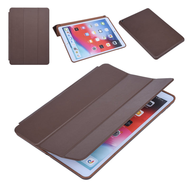 iPad 8 (2020), iPad 7 (2019), iPad 9 (2021), 10.2 inch Bruin Smart Case - Book Case Tablethoes-Tablethoesjes-Ilumina Benelux