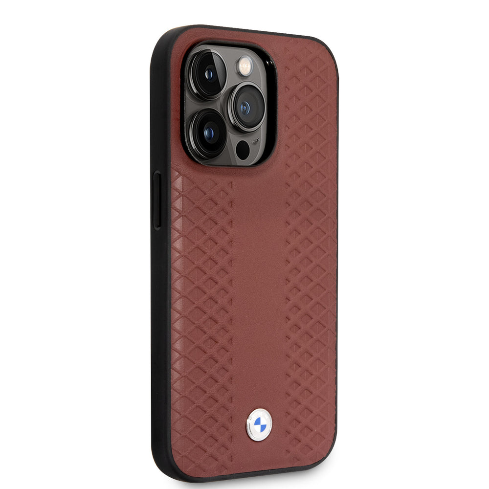 BMW iPhone 14 Pro Back Cover hoesje - Red Leather Signature - Diamond Hot Stamp Pattern - Burgundy-Hoesjes-Ilumina Benelux