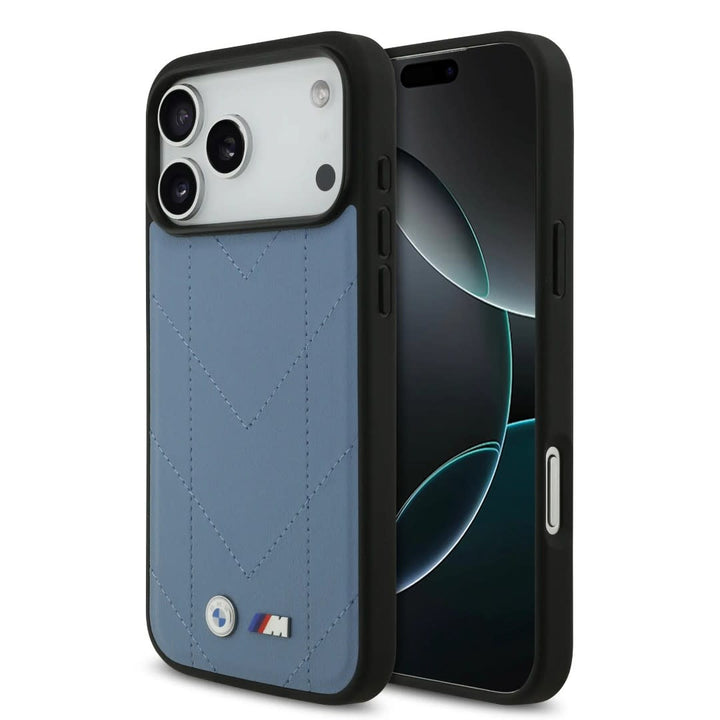 BMW iPhone 17 Pro Max Backcover hoesje - MagSafe - Quilted Leather Case With Metal Logo - Blauw-Hoesjes-Ilumina Benelux