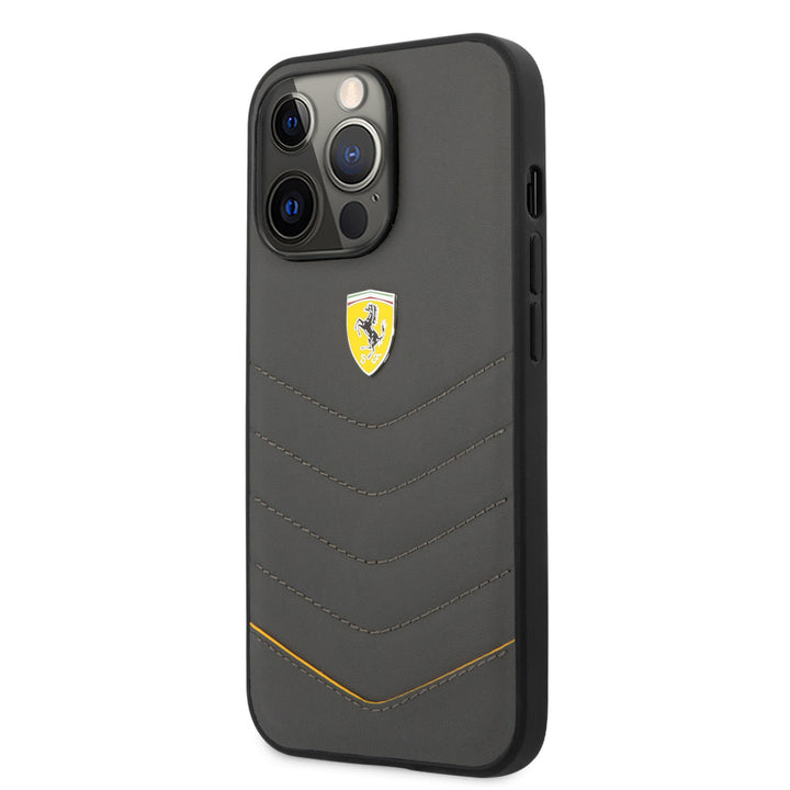 Ferrari iPhone 13 Pro Backcover hoesje - Genuine Leather - Quilted Edge - Yellow Line - Grijs-Hoesjes-Ilumina Benelux