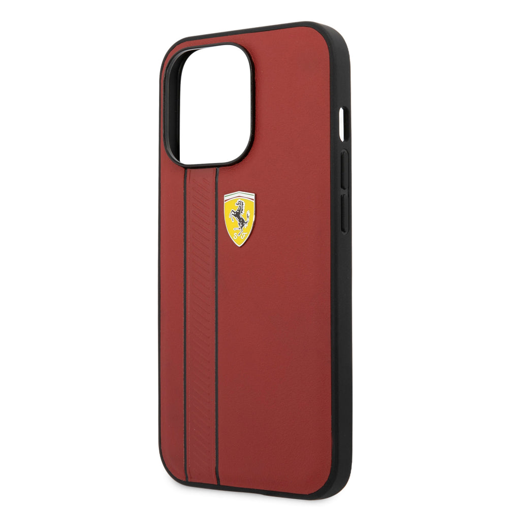 Ferrari iPhone 13 Pro Max Hardcase Backcover - Debossed Stripes - Rood-Hoesjes-Ilumina Benelux