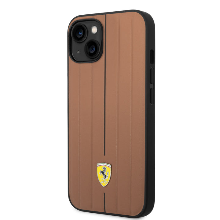 Ferrari iPhone 14 Plus & 15 Plus Backcover hoesje - Embossed Stripes - Camel-Hoesjes-Ilumina Benelux