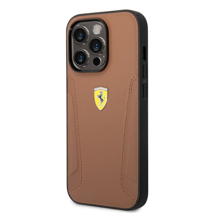Ferrari iPhone 14 Pro Backcover hoesje - Hot Stamped Sides - Camel-Hoesjes-Ilumina Benelux