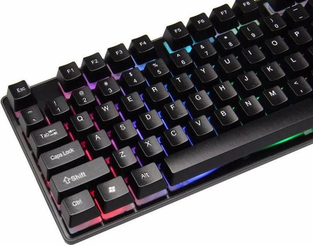 Gaming toetsenbord – Bedraad USB – 104 toetsen – RGB 3-kleur achtergrondverlichting – Ergonomisch – Zwart-Toetsenbord-Ilumina Benelux