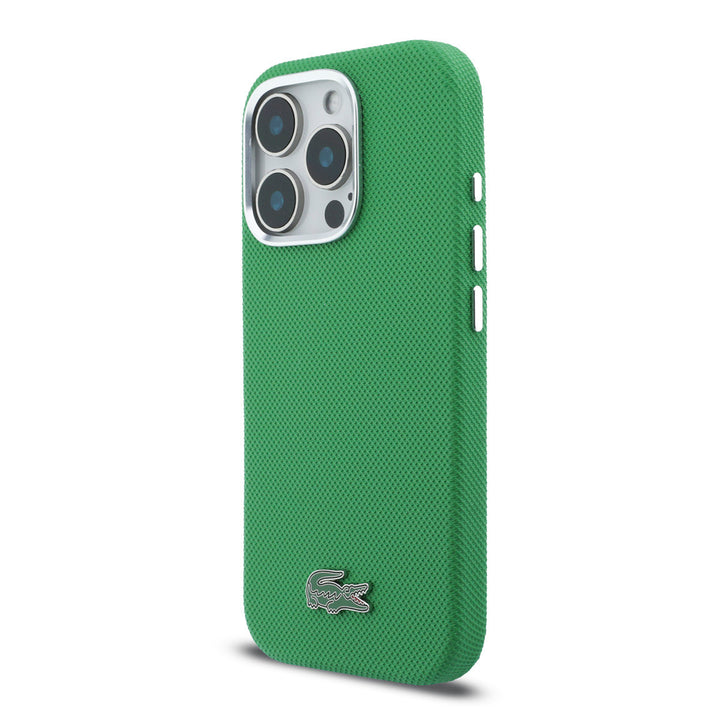 Lacoste iPhone 16 Pro Max Backcover hoesje - MagSafe - Metal Edges - Iconic Petit Pique Logo - Estragon Green-Hoesjes-Ilumina Benelux