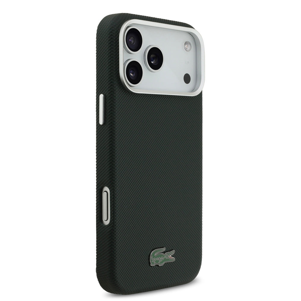 Lacoste iPhone 17 Pro Max Backcover hoesje - MagSafe - Metal Edges - Iconic Petit Pique Logo - Sinople Green-Hoesjes-Ilumina Benelux