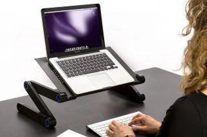 Laptoptafel Verstelbaar – Ergonomische Notebook Stand – Geschikt voor MacBook – Bed & Bank – Zwart-Notebookstandaard-Ilumina Benelux