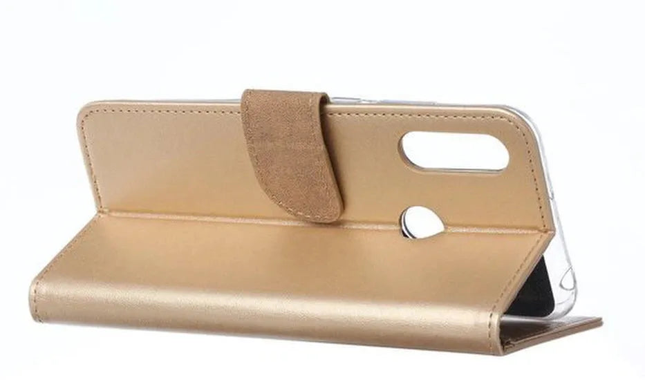 Huawei Y6S Hoesjes – Portemonnee Backcover – Magneetsluiting & Pasjeshouder – Inclusief 2x Screenprotector – Goud-Ilumina Benelux